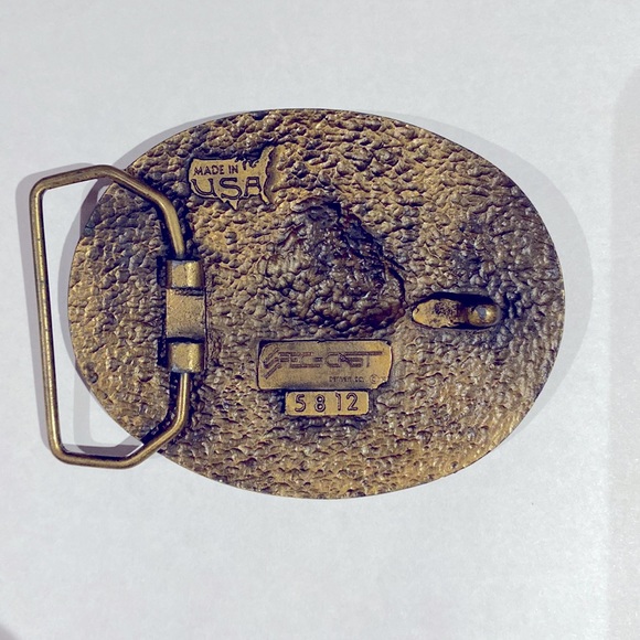 Vintage belt buckle by Spec Cast - Picture 2 of 4